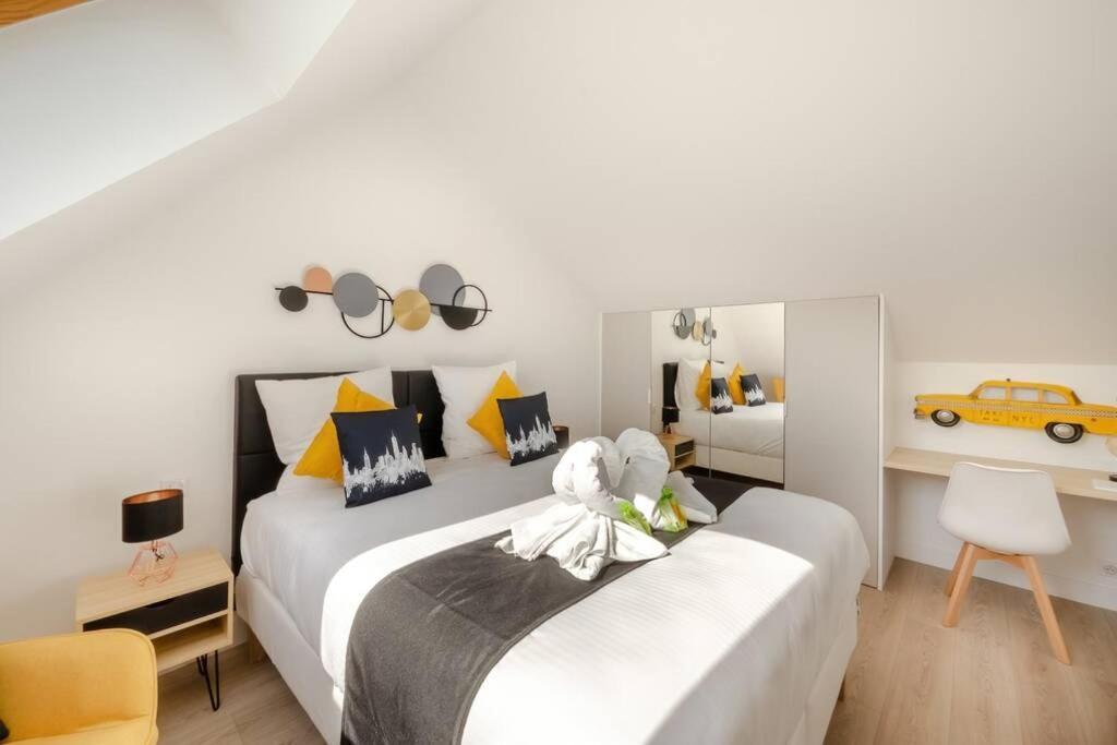 New York House Apartment Villejust Ngoại thất bức ảnh